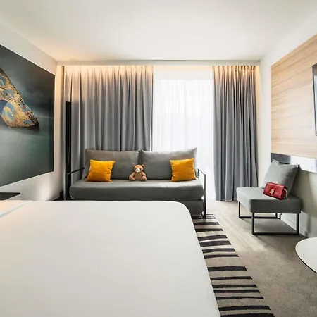 Novotel Paris Coeur D'orly Airport מלון אורלי