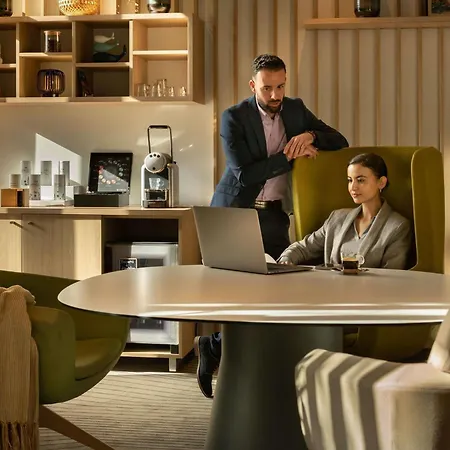 Otel Novotel Paris Coeur D'orly Airport Orly