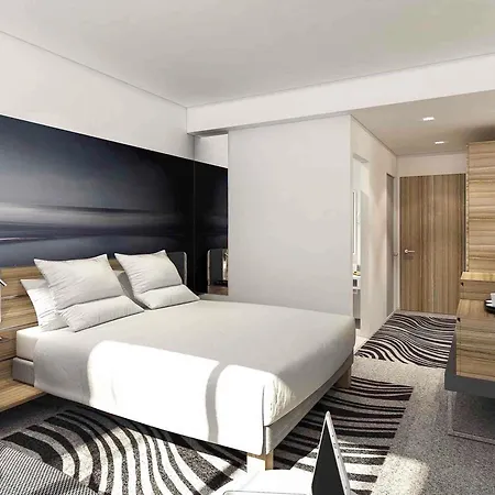 Hotel Novotel Paris Coeur D'orly Airport 4*