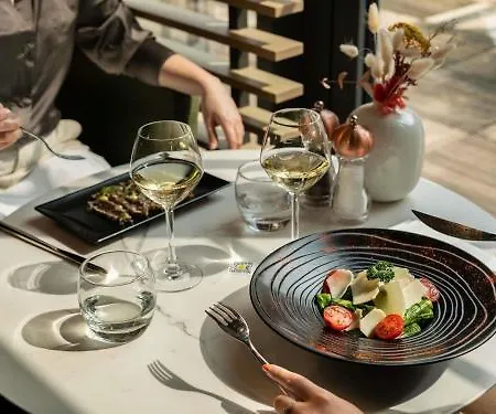 Hotel Novotel Paris Coeur D'orly Airport 4*